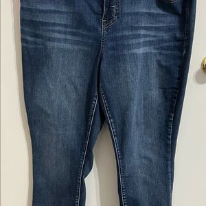 Maurice’s 18w Reg Jeans